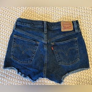 Women’s Levi’s 501 Button up High-rise cutoff denim shorts